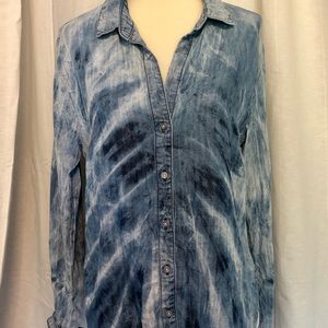 Bella Dahl denim button down shirt
